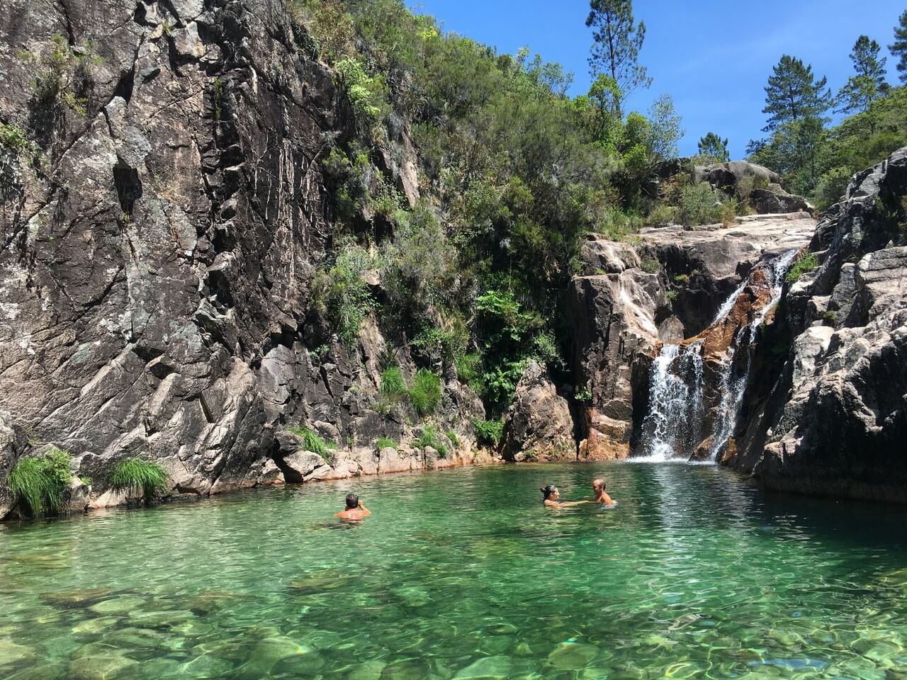 As melhores lagoas do Gerês Tobogã Portugal Adventure Tours